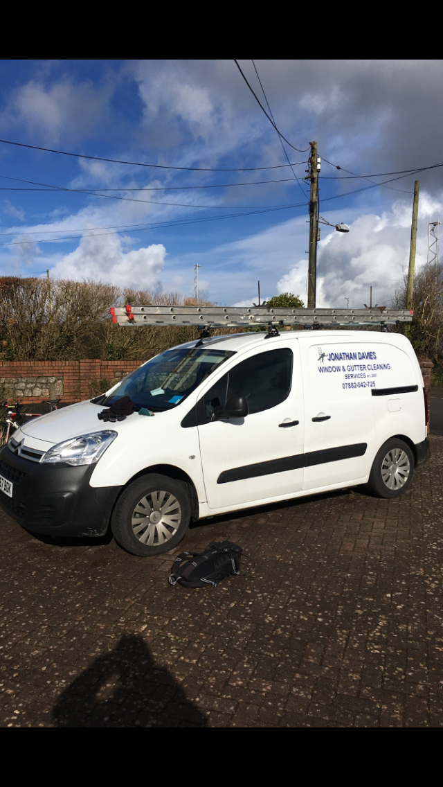 Jonathan Davies | Window and Gutter Cleaning Swansea